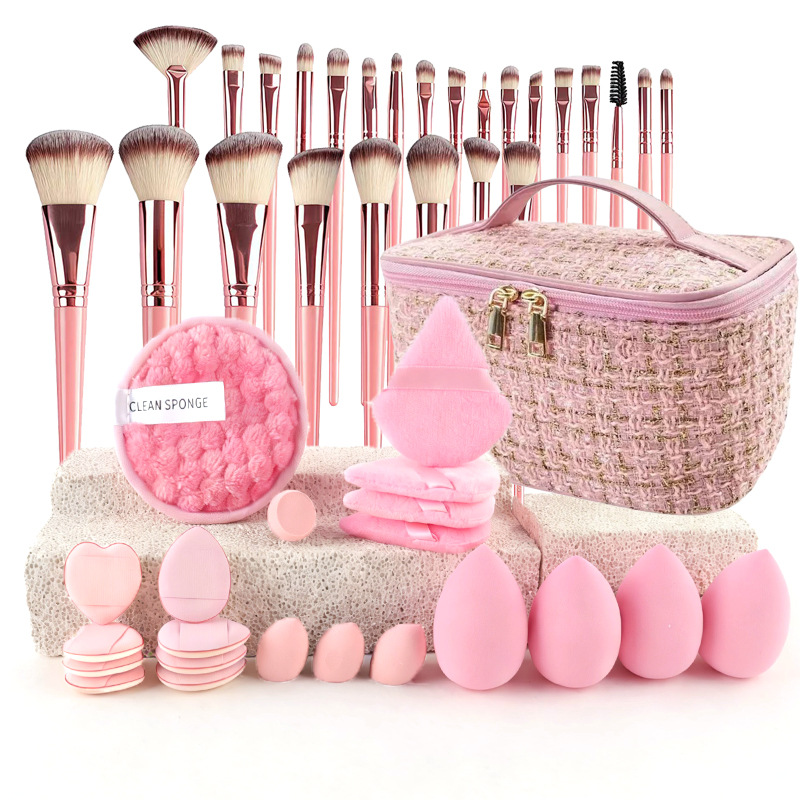 Makeup Brush Set Chic Fragranc - огляд і ціна Makeup Brush Set