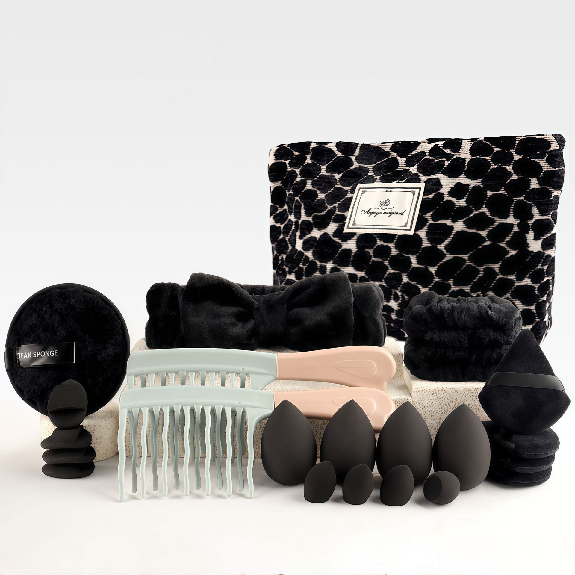 Makeup Brush Set Chic Fragranc - огляд і ціна Makeup Brush Set