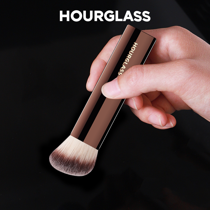 Hourglass Makeup Brush- No.20  - огляд і ціна Makeup Beauty Ro